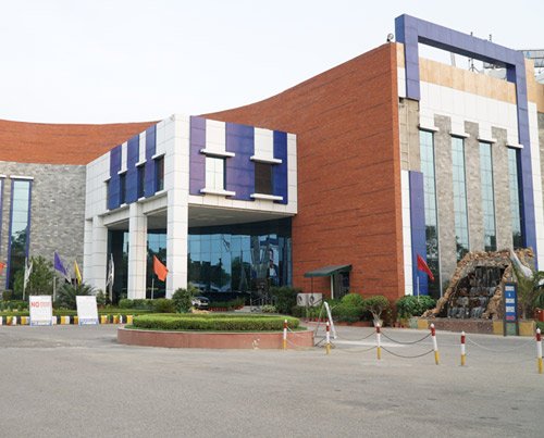 SRM Institute of Science and Technology NCR Campus