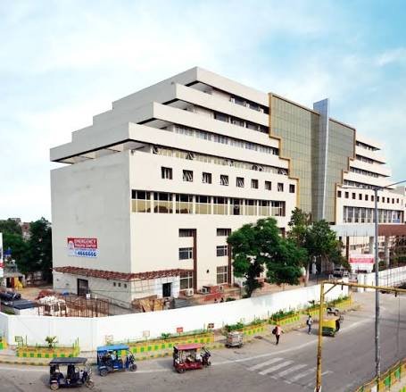 Santosh Medical College
